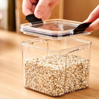 plastic food storage container for kitchen