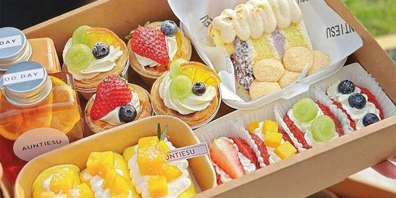 disposable corrugated board bento grazing box