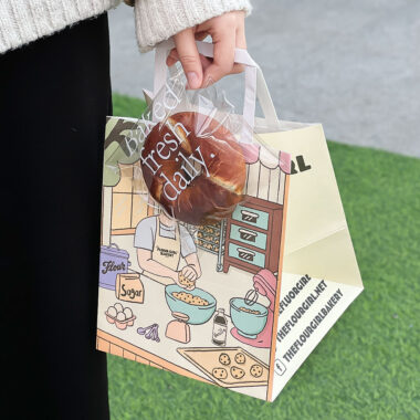 paper bakery bag with logo