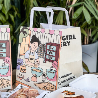 paper bakery bag with logo