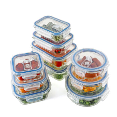 Glass lunchbox with locking lids